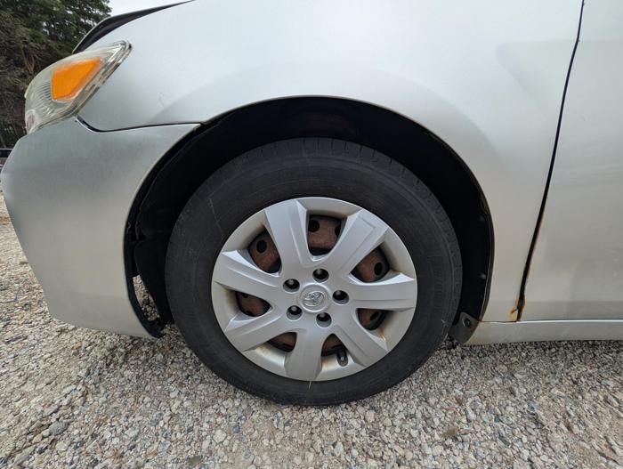 2010 toyota camry le-6-spd-at with 117426 miles for sale near elk-river, minnesota 6d837d7157c446d3aaab966f2bc211f9.jpg