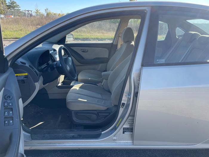 2010 hyundai elantra se with 125468 miles for sale near elk-river, minnesota 6dc05e893f5e466fb37847fdc06bf74f.jpeg