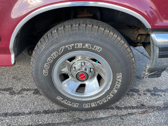 1992 ford f-150 s-supercab-short-bed-2wd with 76686 miles for sale near elk-river, minnesota 6dca408f7fd64ab88d1e09306a450c41.jpeg