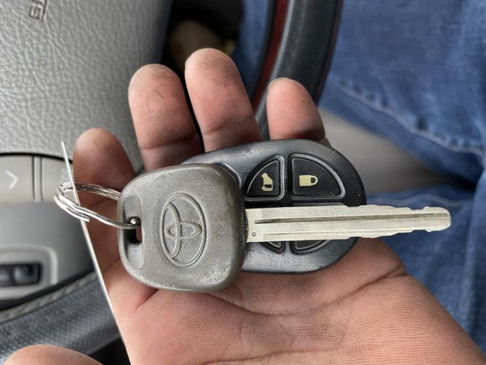 2004 toyota sienna xle with 284688 miles for sale near elk-river, minnesota 6e242f2a8e0f4be8b87e33155c41cf00.jpg