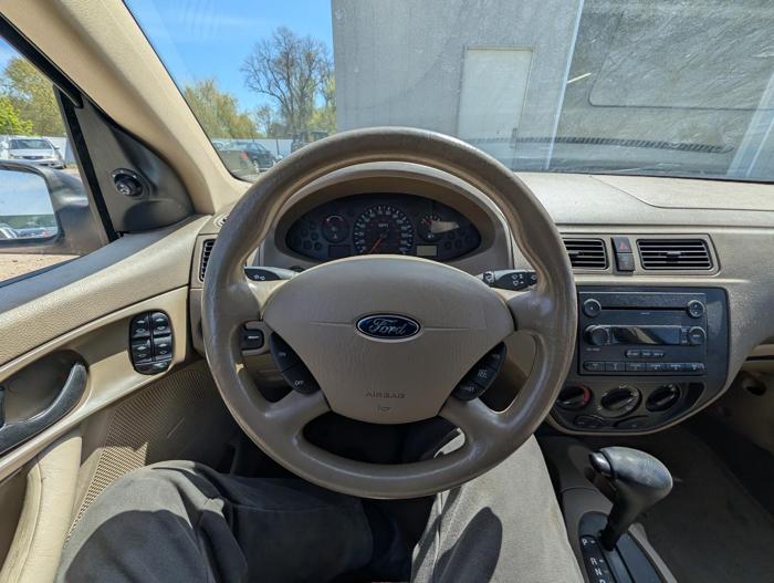 2006 ford focus zx4-s with 153356 miles for sale near elk-river, minnesota 6e40102340eb4cb893fc87371d4aea28.jpg