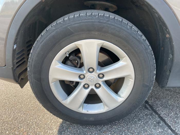 2013 toyota rav4 xle-awd with 93773 miles for sale near elk-river, minnesota 6e575d23a3f049e1bcbae51728894c2b.jpeg