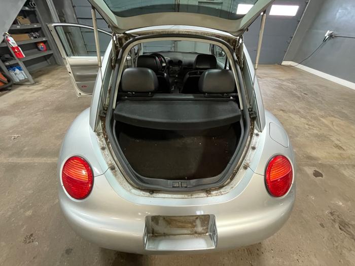 2003 volkswagen new-beetle gls-2.0l with 148944 miles for sale near elk-river, minnesota 6e590f996e4847e4a010063a0a36f518.jpeg