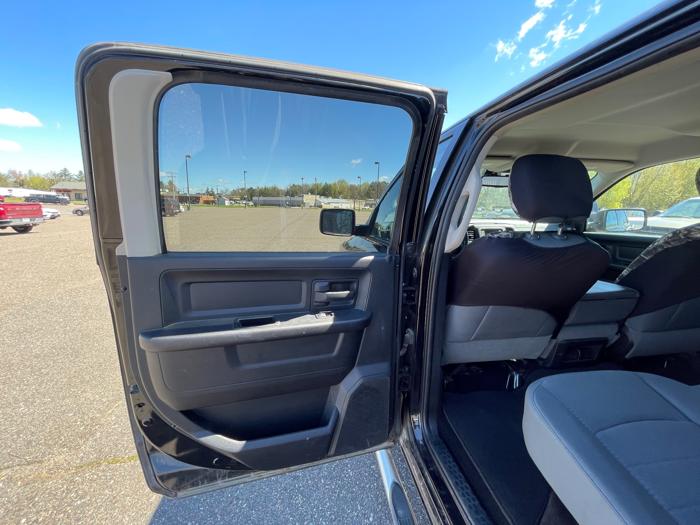 2014 ram 1500 tradesman-crew-cab-swb-4wd with 201192 miles for sale near mora, minnesota 6e6800593e2f4b3d95c4a9222484391e.jpeg