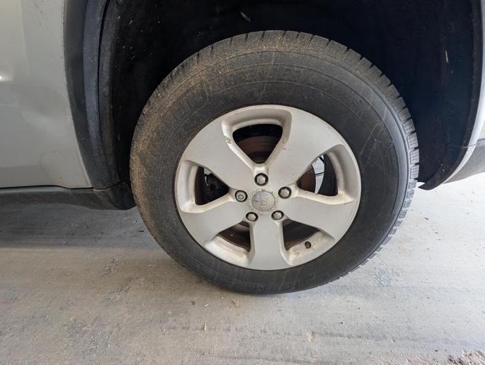 2011 jeep grand-cherokee laredo-4wd with 178808 miles for sale near elk-river, minnesota 6ea961f2e96b4b51ae09f21373afb2c7.jpg