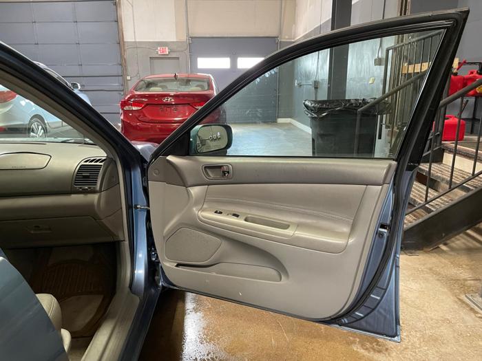 2002 toyota camry le with 169867 miles for sale near elk-river, minnesota 6ee207bf51954cf38491f15af2da6727.jpg