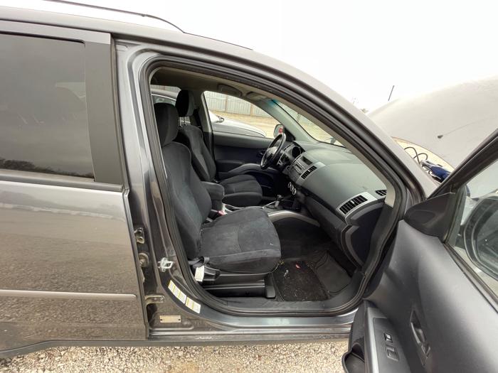 2007 mitsubishi outlander xls-4wd with 170169 miles for sale near elk-river, minnesota 6f215905fe5441f2bdcf0cc56c746bdc.jpeg