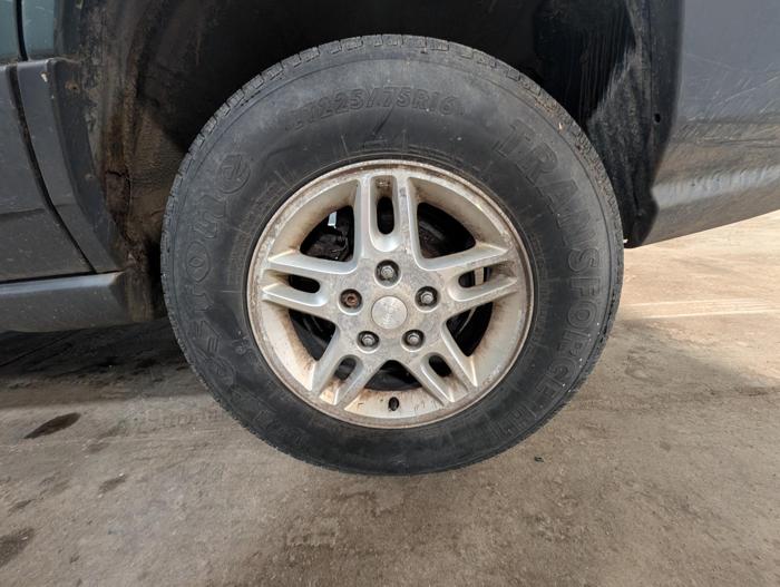 2004 jeep grand-cherokee laredo-4wd with 184162 miles for sale near elk-river, minnesota 6f859b90a000464ca6168d6af9309b80.jpg