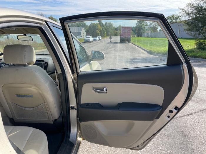2009 hyundai elantra gls with 110047 miles for sale near elk-river, minnesota 6f872a41e775457f9359c41cdbba4a78.jpeg