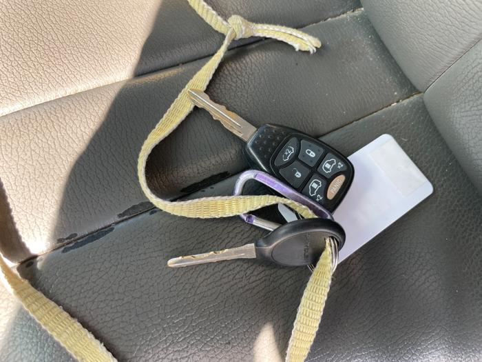 2006 chrysler town-&-country touring with 209387 miles for sale near elk-river, minnesota 6f90ec781b6e42a3b8377be1014876ff.jpeg