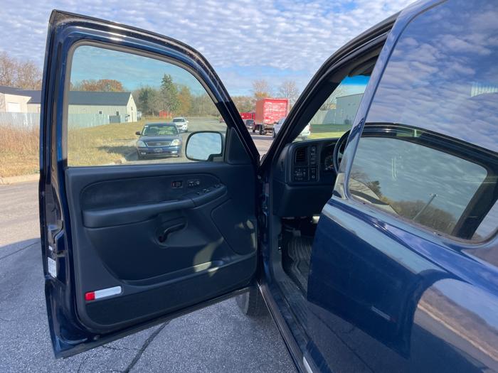 2000 chevrolet silverado-1500 ls-ext.-cab-3-door-long-bed-4wd with 134372 miles for sale near elk-river, minnesota 6f9689bb40f0489eb4992998e2b3207e.jpeg