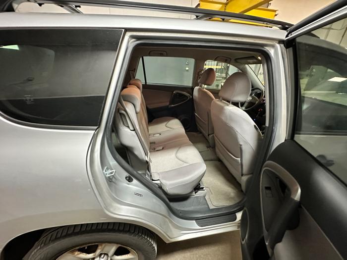 2008 toyota rav4 base-i4-4wd with 162821 miles for sale near elk-river, minnesota 6fa52a6b185445f4ae8a4e58266dfcf9.jpeg
