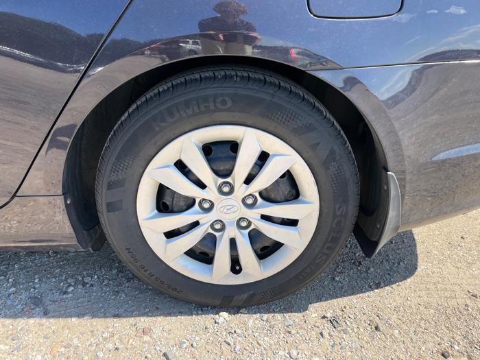 2011 hyundai sonata gls-auto with 103017 miles for sale near elk-river, minnesota 6fb7ddcb9eb34a88ad9fe92bb0383609.jpeg