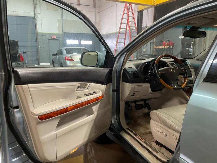 2004 lexus rx with 130336 miles for sale near elk-river, minnesota 6fcb80d1b5c34a008fe8f26d858a5a48.jpg