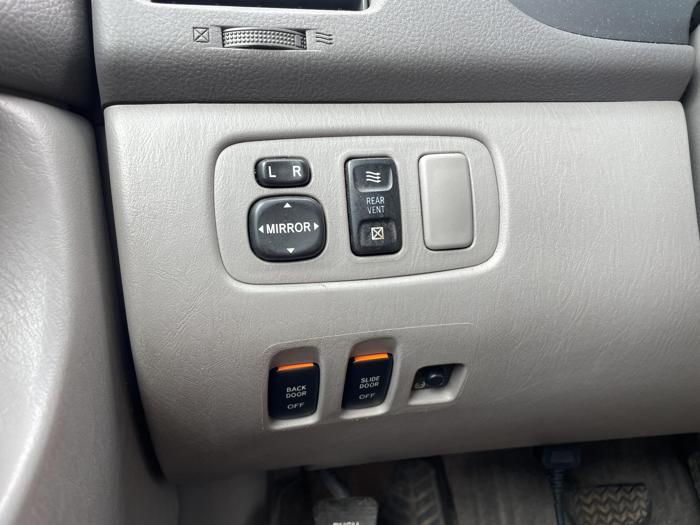 2006 Toyota Sienna