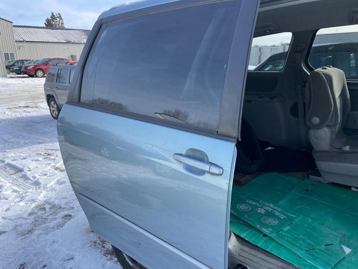 2005 toyota sienna ce for sale near elk-river, minnesota 6fe3ed87411f4bdba6f32b4e0c3204da.jpg