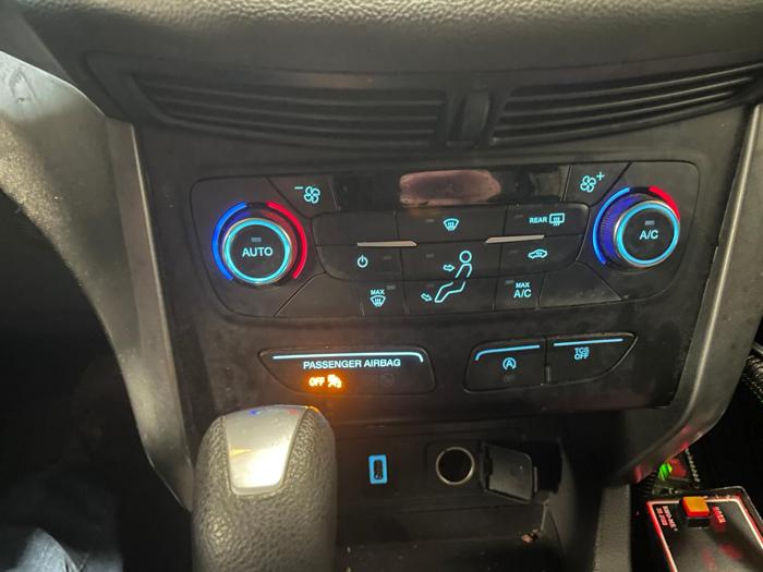 2017 ford escape se with 55868 miles for sale near elk-river, minnesota 7027b22b21d649638368028d97195fd3.jpg