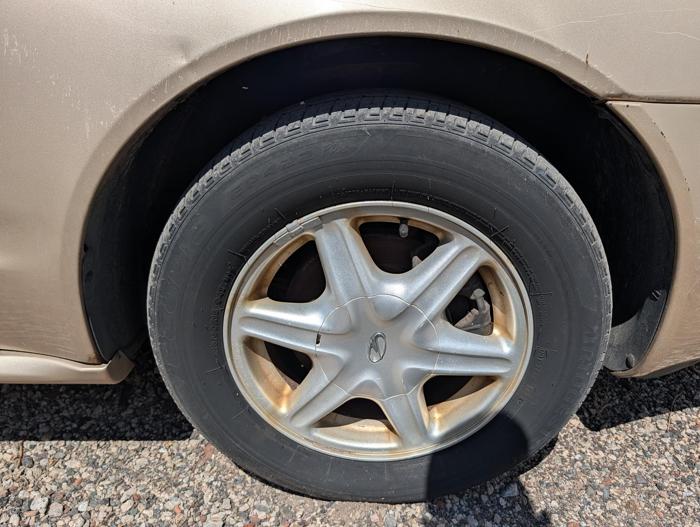 2002 oldsmobile alero gl1-sedan with 105324 miles for sale near elk-river, minnesota 702af835181244478465c594b2344eb0.jpg