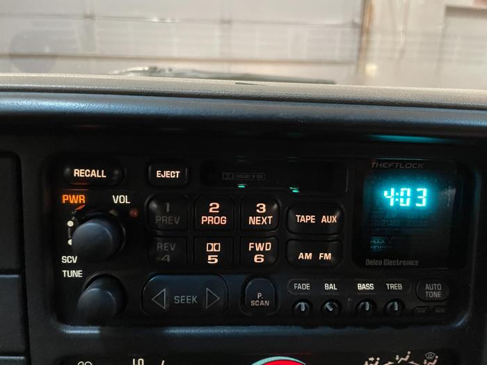 1997 chevrolet suburban with 191626 miles for sale near elk-river, minnesota 705a764e31ce4aa4a1d1110090e8a5f6.jpg