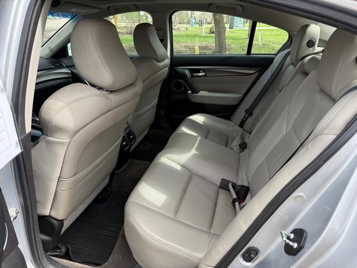 2013 acura tl sh-awd-tech with 154859 miles for sale near burnsville, minnesota 706cd4e3e16047419ffc8213323f7f5d.jpg