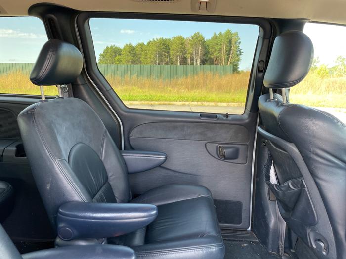 2003 chrysler town-&-country limited-fwd with 157243 miles for sale near elk-river, minnesota 70729e9badbd4053afcdd4a314188dd4.jpeg