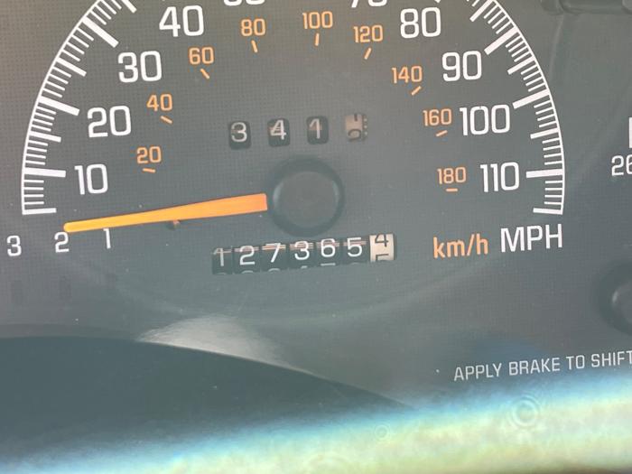 1998 pontiac grand-prix gt-sedan with 127366 miles for sale near elk-river, minnesota 708036f5cef147c184ad87bb7dc81093.jpeg