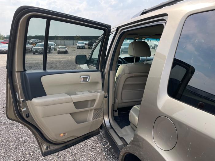2010 honda pilot lx-4wd-5-spd-at with 144335 miles for sale near elk-river, minnesota 709b3ddbfd6d47629412e8d69d6bc852.jpeg