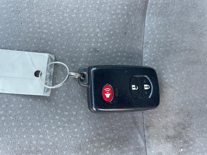 2008 toyota highlander-hybrid 4wd with 343575 miles for sale near columbus, minnesota 70a1603b13c64817ad77295b02295e9e.jpeg