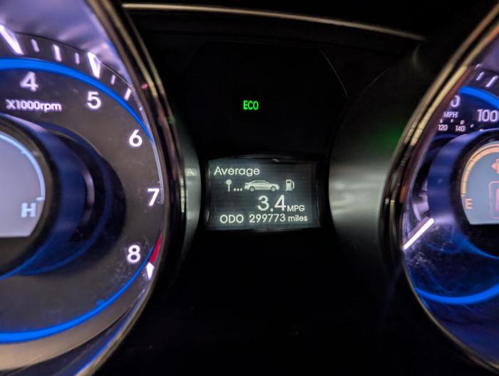 2012 hyundai sonata limited-auto with 299773 miles for sale near elk-river, minnesota 70d5395b677243358ac995c7811f6f01.jpg