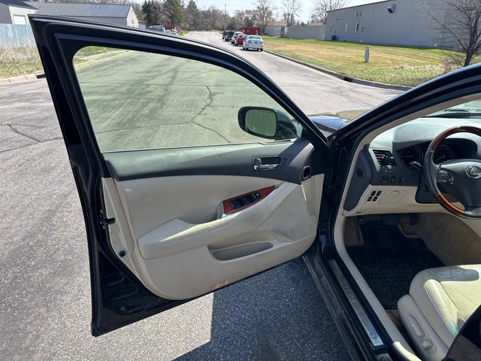 2012 lexus es-350 sedan with 167903 miles for sale near elk-river, minnesota 70dde68958e84c9bb09d81948a30a6f3.jpeg