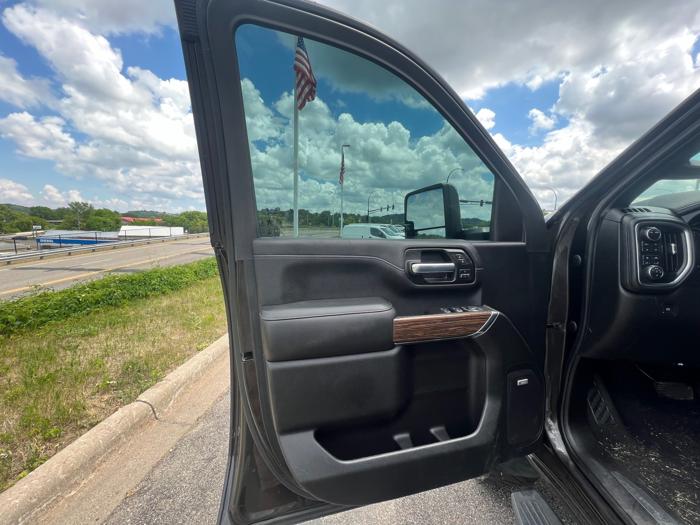 2020 chevrolet silverado-2500hd high-country-crew-cab-short-box-4wd with 54725 miles for sale near savage, minnesota 70e96e92a9d24a6cb13253eb38d44b99.jpeg