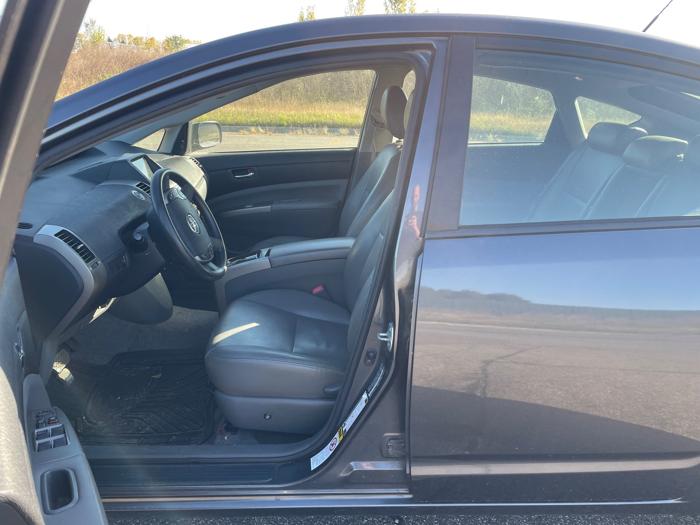 2006 toyota prius 4-door-liftback with 160478 miles for sale near elk-river, minnesota 71093745c68a465886ad4499e84bdaa3.jpeg