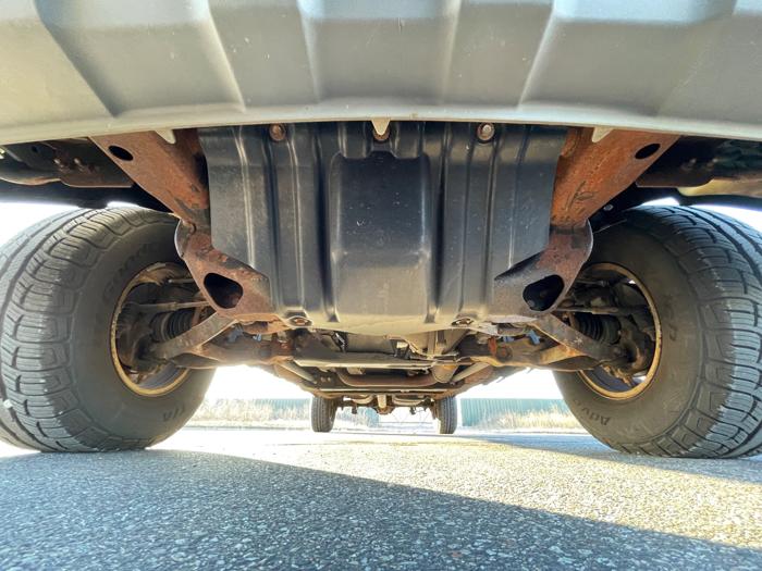 2004 chevrolet silverado-1500 ext.-cab-short-bed-4wd with 180428 miles for sale near elk-river, minnesota 71218ba8891246099d36df6b6b8d3cec.jpeg