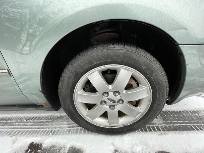 2005 ford five-hundred sel with 205561 miles for sale near elk-river, minnesota 712366b749874d84a7bd90d0847a10bd.jpeg