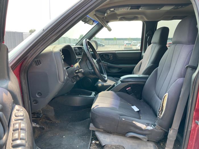2003 chevrolet s10-pickup ls-crew-cab-4wd with 200963 miles for sale near elk-river, minnesota 7128b4e659d1480d9442f9485f51d666.jpeg