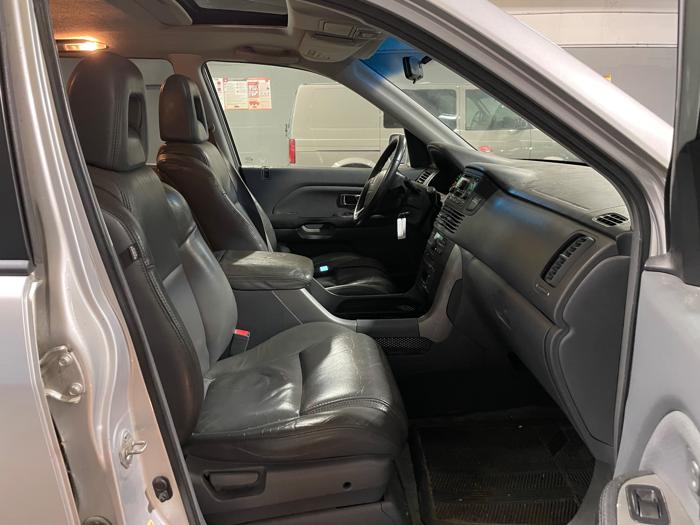 2005 honda pilot ex-l with 286177 miles for sale near elk-river, minnesota 713b7735bb094f7d87d716bd579e33e1.jpeg