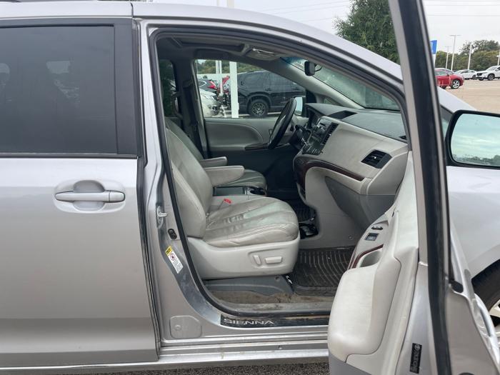 2012 toyota sienna limited-fwd-7-passsenger-v6 with 231545 miles for sale near rochester, minnesota 71490f19fb424b9ca8d45ada67c190c3.jpeg