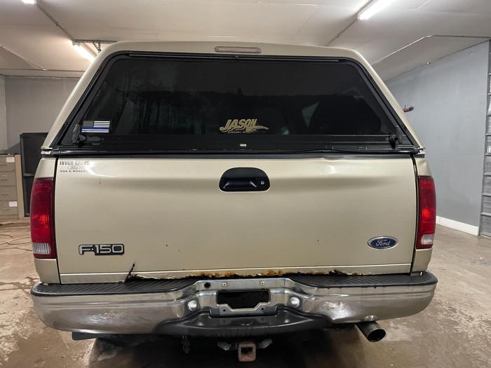 2000 ford f-150 xl with 170673 miles for sale near elk-river, minnesota 71896674306d40a0a189c24affc40302.jpg