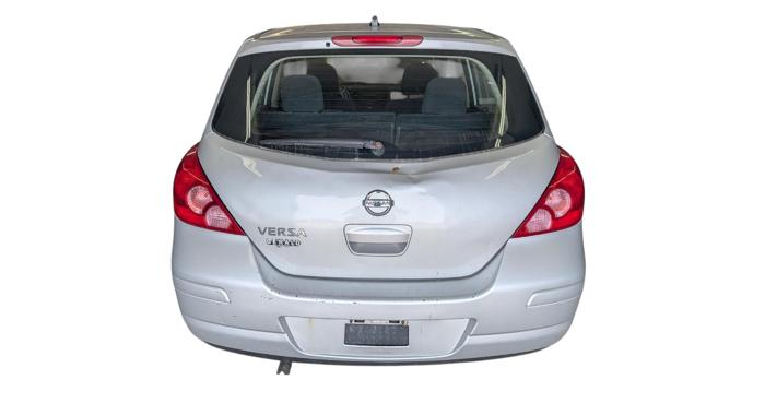 2011 nissan versa 1.8-sl-hatchback with 202864 miles for sale near elk-river, minnesota 71907fe1573e44f881e72a2e2495b615.jpg