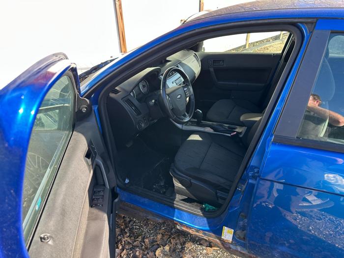 2010 ford focus se-sedan with 252948 miles for sale near elk-river, minnesota 7191e697d86c4f66b00fcc9f323849df.jpg