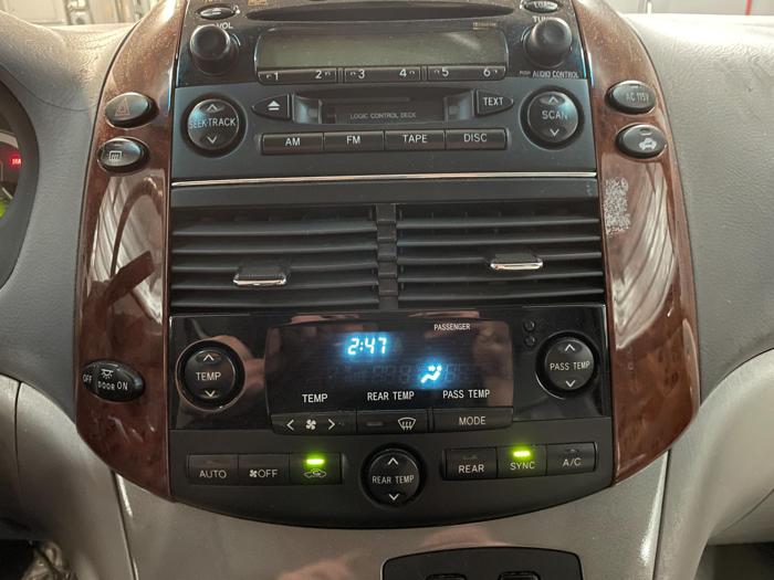 2005 toyota sienna xle with 128463 miles for sale near elk-river, minnesota 7193685ea9244e4d84655a881a3ff9cb.jpg