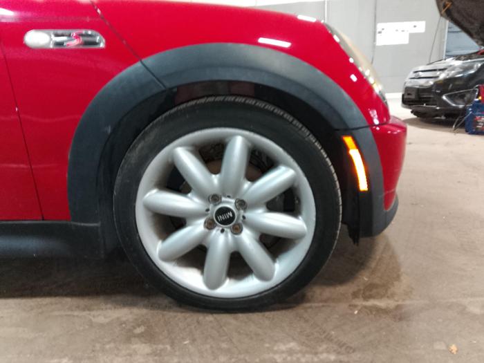 2004 mini cooper s with 46725 miles for sale near elk-river, minnesota 71a8dbad1d76458196a2e691d8078a11.jpg