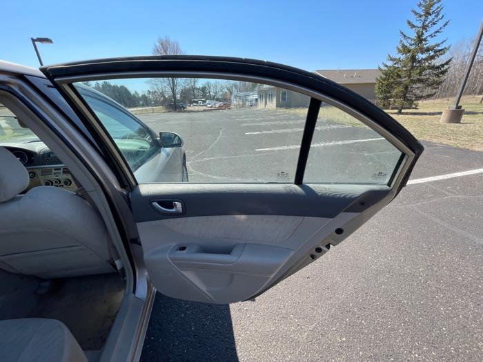 2001 hyundai sonata gl with 173208 miles for sale near columbus, minnesota 71aad99a382743d199334e07d5ddab61.jpeg