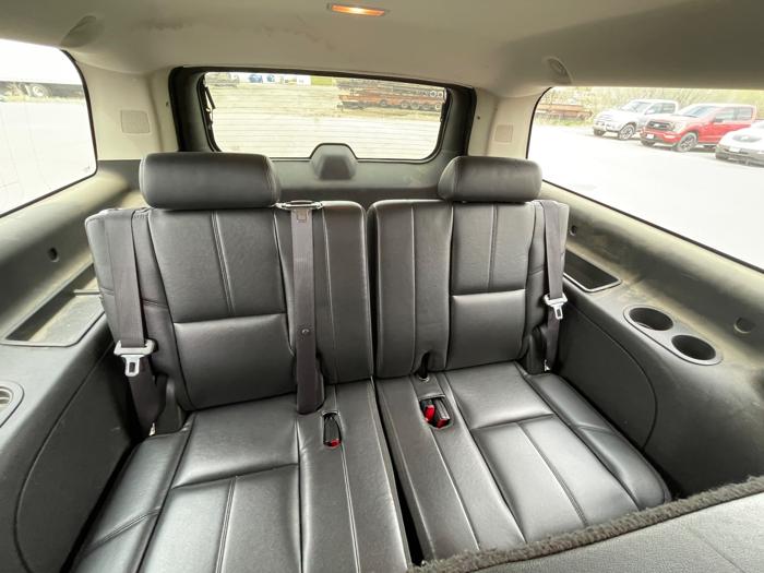 2011 chevrolet suburban lt-1500-4wd with 190440 miles for sale near redwood-falls, minnesota 71b175a88eb94c7ea3ac6d3608658490.jpeg