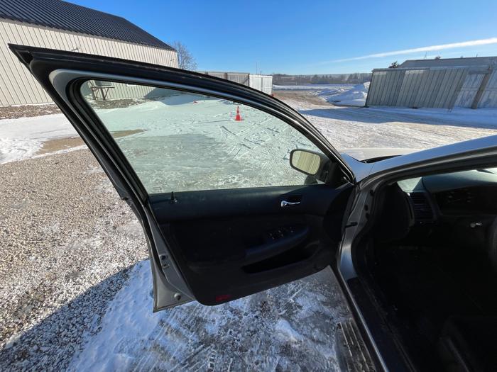 2006 honda accord vp-sedan-at with 135390 miles for sale near elk-river, minnesota 71b4523fc51d4243a5feffda0cc81a21.jpeg