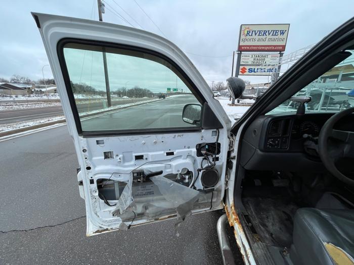 2005 chevrolet silverado-1500 ext.-cab-long-bed-4wd with 169882 miles for sale near elk-river, minnesota 71d2dc3238554703ab5f5a4c146b4fd6.jpeg