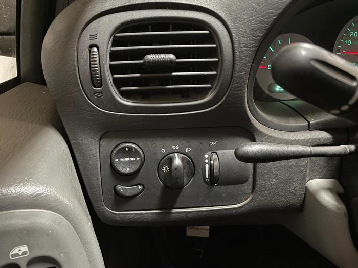 2004 Dodge Caravan