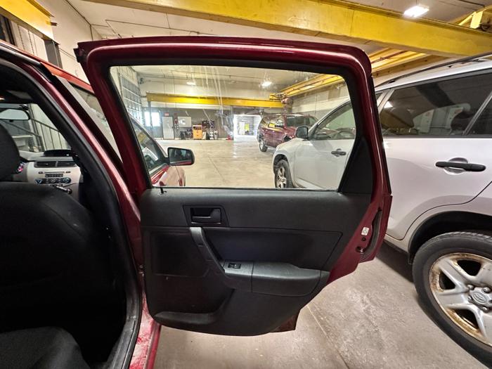 2010 ford focus se-sedan with 100334 miles for sale near elk-river, minnesota 721d2ddd82934381b52b6e25c8bade74.jpeg