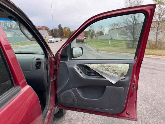 2004 ford escape with 115692 miles for sale near elk-river, minnesota 721f75c969254744864bb41c5da5a9ab.jpeg