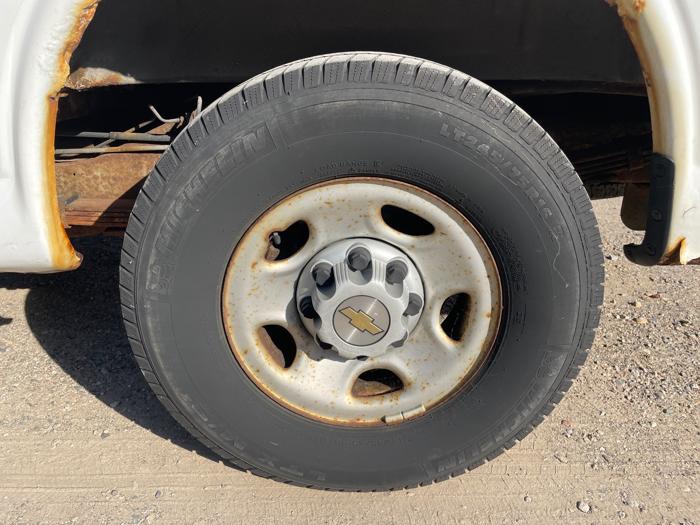 2004 chevrolet express 3500-cargo for sale near elk-river, minnesota 72464028542348f7a424d2d0ddb53924.jpeg